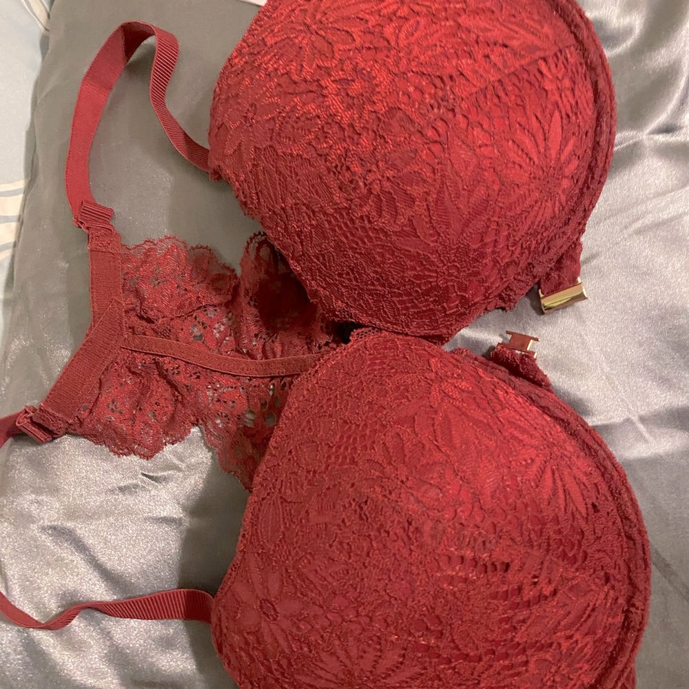 COPY - NWT front close push up bra